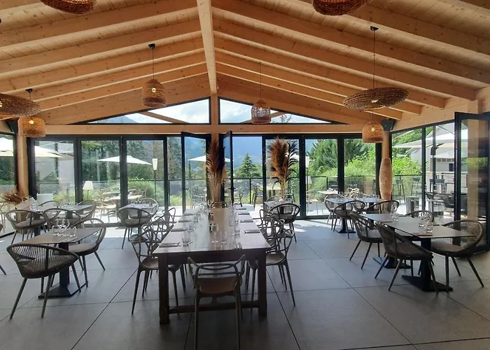 Hotel Restaurant Le Repere Vizille