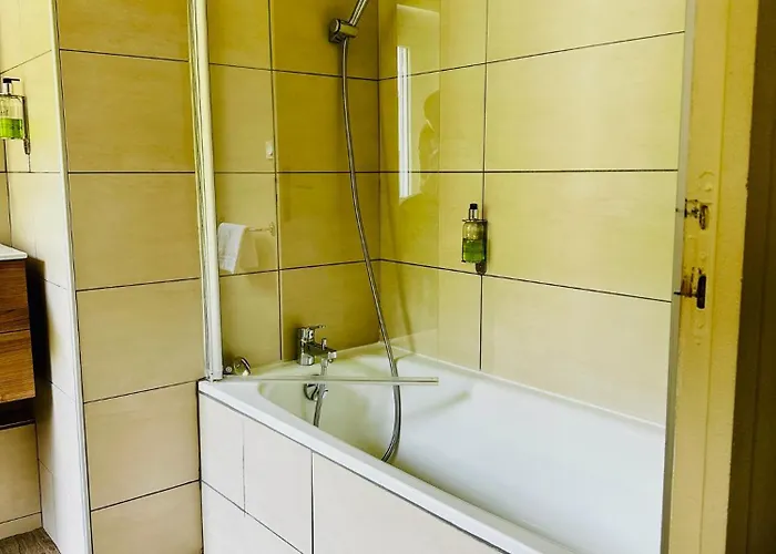 Hotel Restaurant Le Repere *